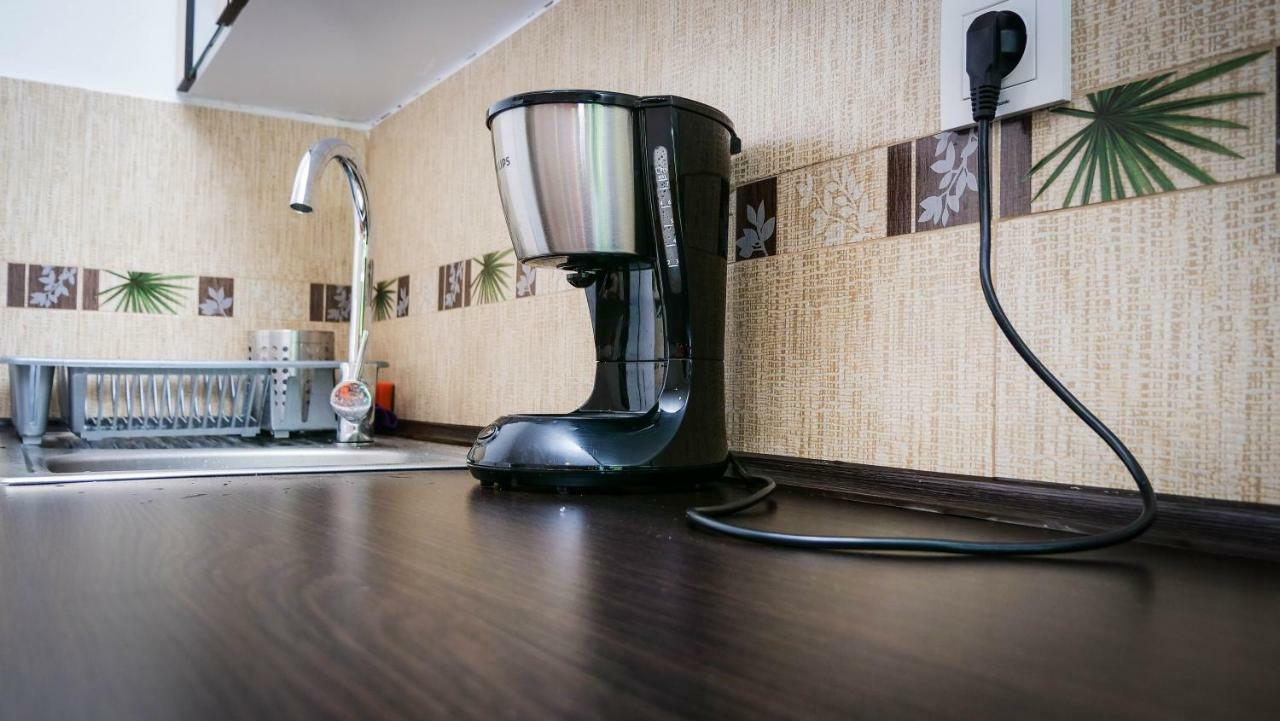 Pensiunea Gradinarilor Cu Ciubar Si Statie De Incarcare Electrica Auto Comanesti  외부 사진